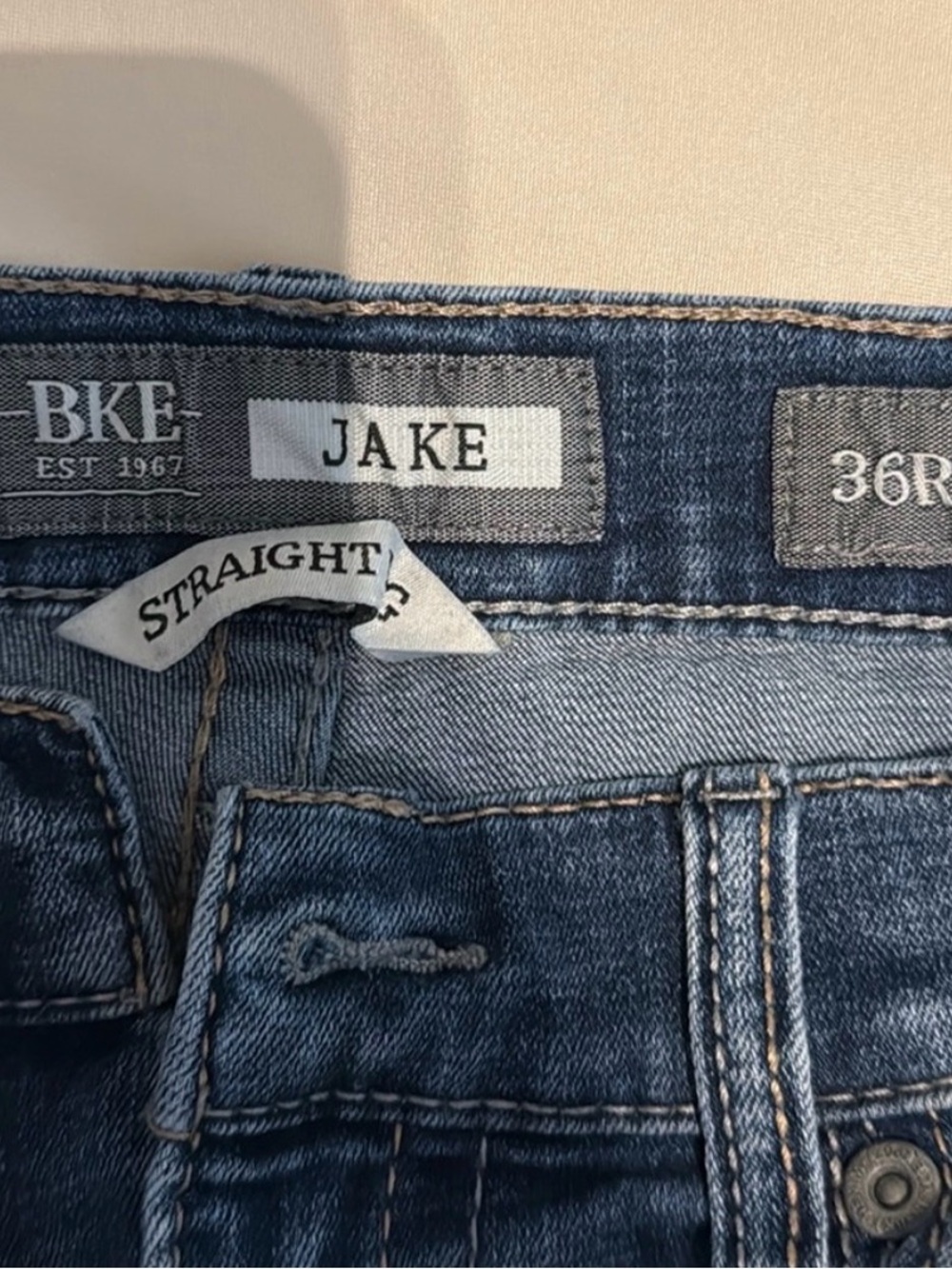 BKE Jake Straight Men’s Jeans in Distressed Indigo